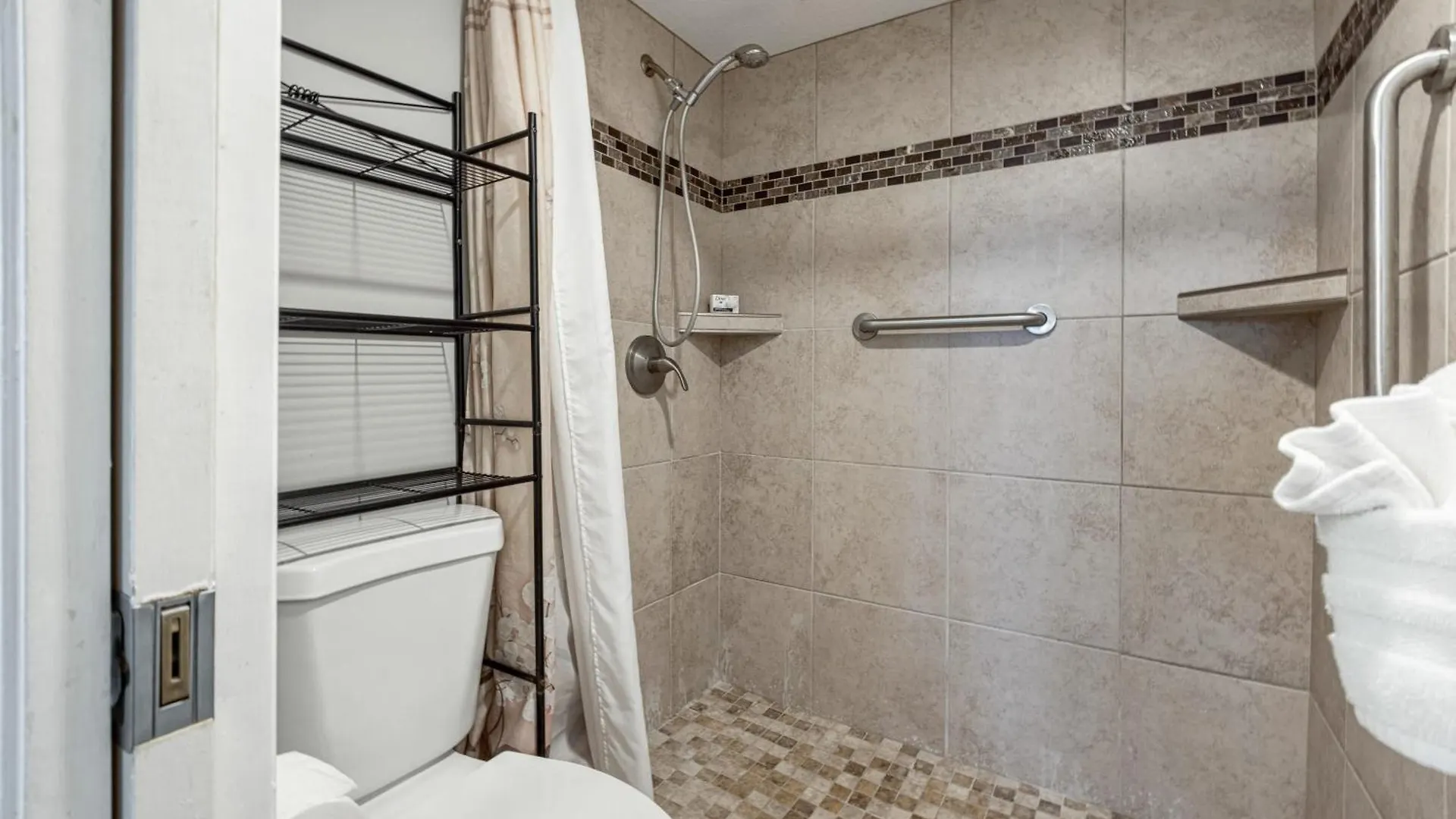 Beautiful Modern Remodeled Maui Banyan Studio Wailea  Wailea (Maui)